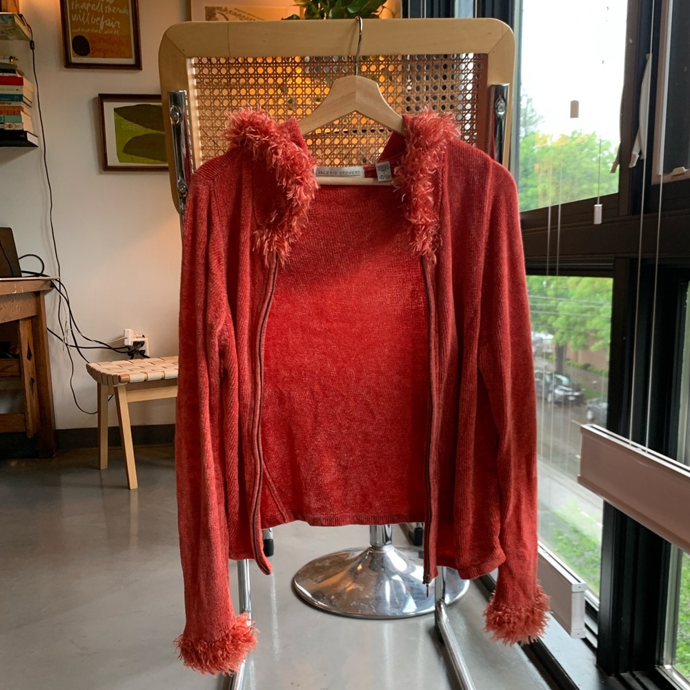 Valerie Stevens S soft rayon zip up hoodie 💕🦐